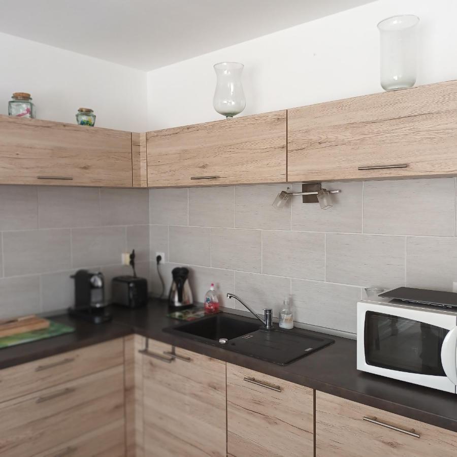 Paisible P2 Pour 4 Voyageurs Villa Saint-Gilles  Ngoại thất bức ảnh